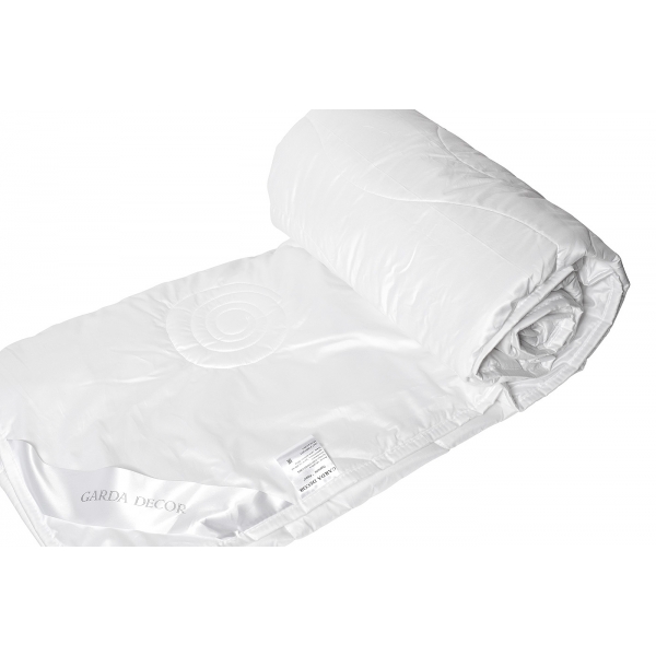 104BP-OSHCA20-BEG Одеяло Паво 200*220 шелковое волокно