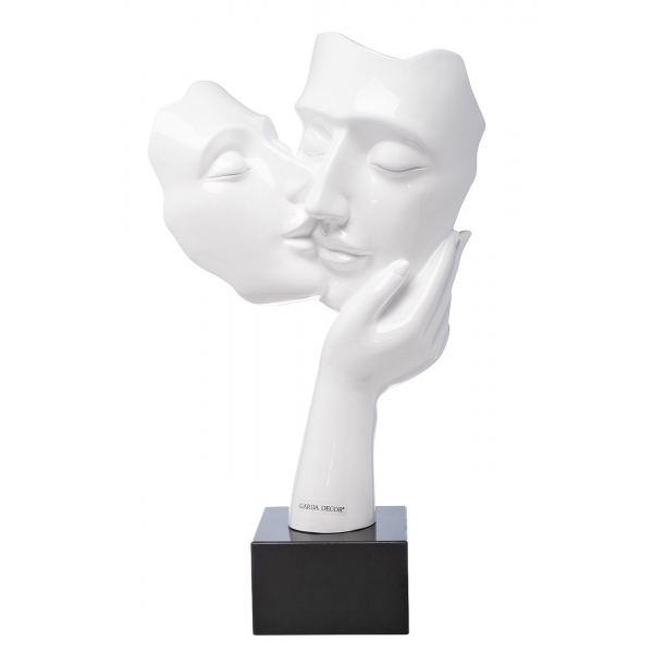 D5128WH Статуэтка "Поцелуй" белая 27*14*50см