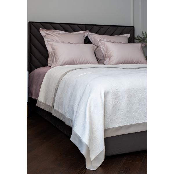 121GD-283010-100 POKR BEL Покрывало Сан-Ремо белое 230*250