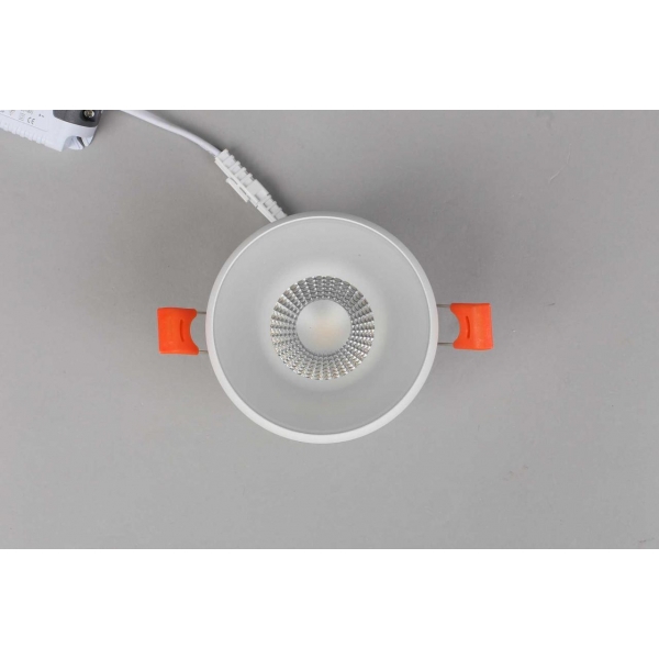 Встраиваемый потолочный светильник Omnilux Genova OML-102809-06