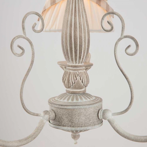 Подвесная люстра Maytoni Bird ARM013-03-W