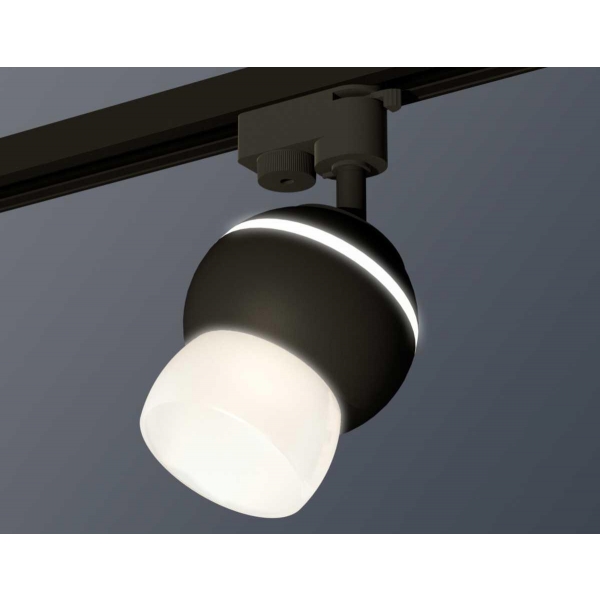 Комплект трекового светильника Ambrella light Track System XT (A2521, C1102, N7177) XT1102074