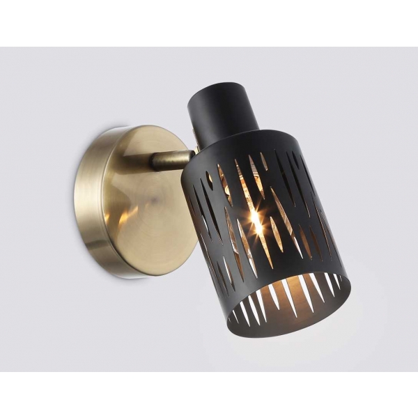 Настенно-потолочный спот Ambrella light TRADITIONAL TR8667