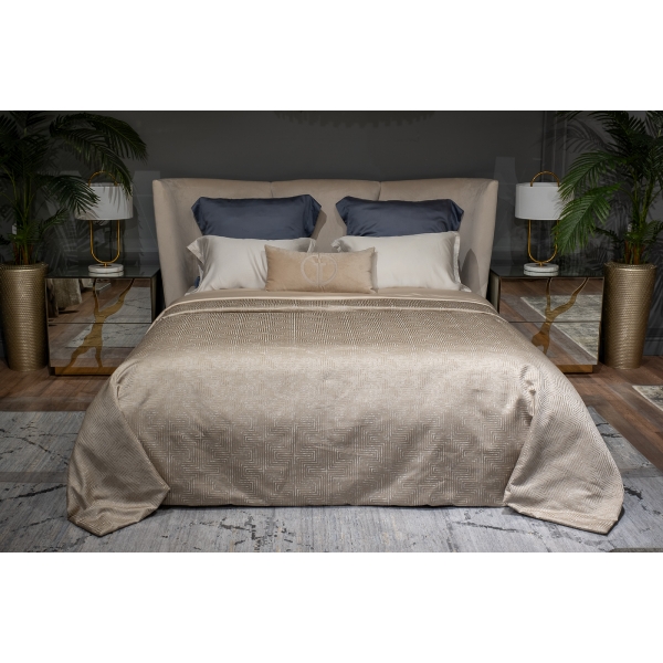 121GD-12114 Покрывало Gloss бежевое 260*260