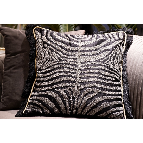 70SW-30308 Подушка с бисером "Зебра" черный 45*45см