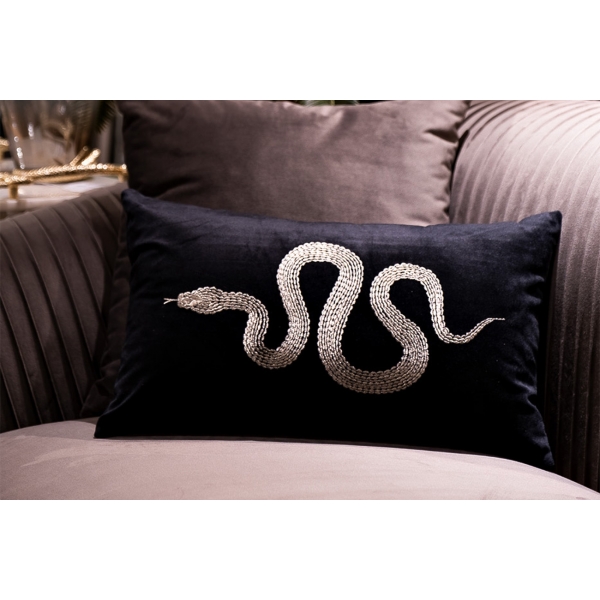 70SW-19590 Подушка с вышивкой "Серпенте" черная 30*50см