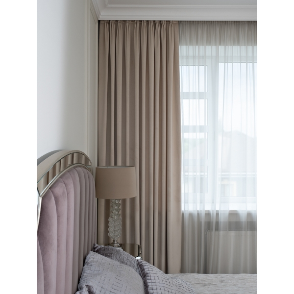 121GD-00118  Портьера Silkу 5 бежевая на подкладе 300*260