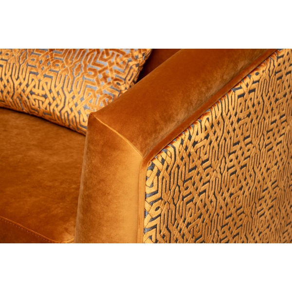 Диван Trevi 230М(К) трехм раскл с кантом оранж Pad31+Lattice ORANG 232*103*88см