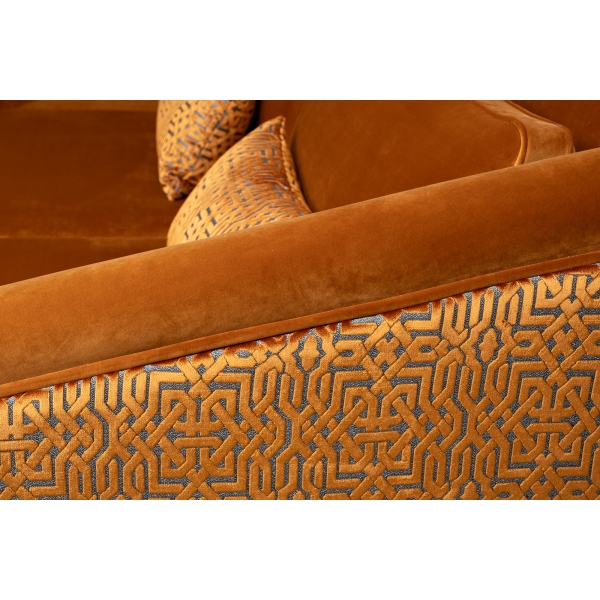 Диван Trevi 230М(К) трехм раскл с кантом оранж Pad31+Lattice ORANG 232*103*88см