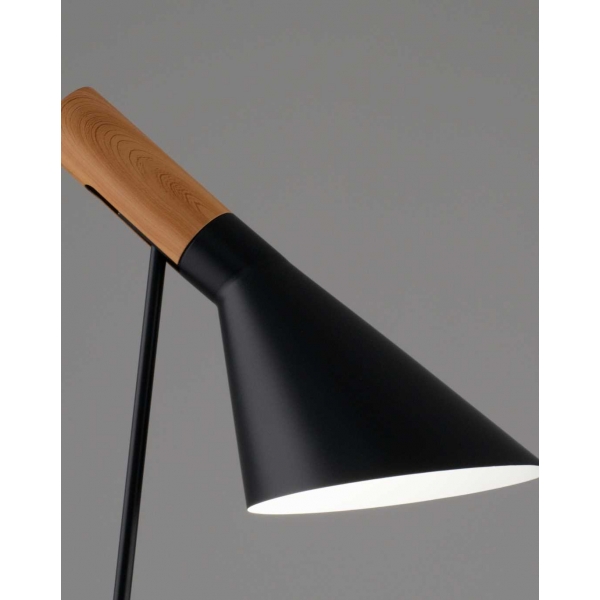 Лампа настольная Moderli Turin V11333-1T