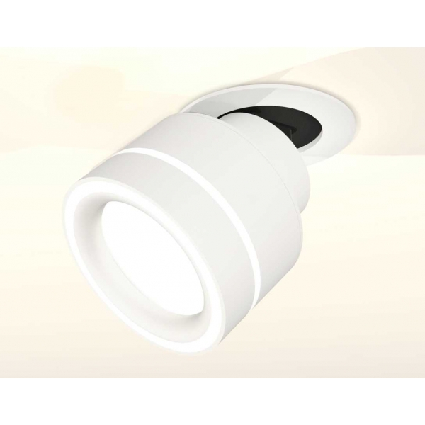 Комплект спота Ambrella light Techno Spot XM (A2241, A2105, C8101, N8433) XM8101523