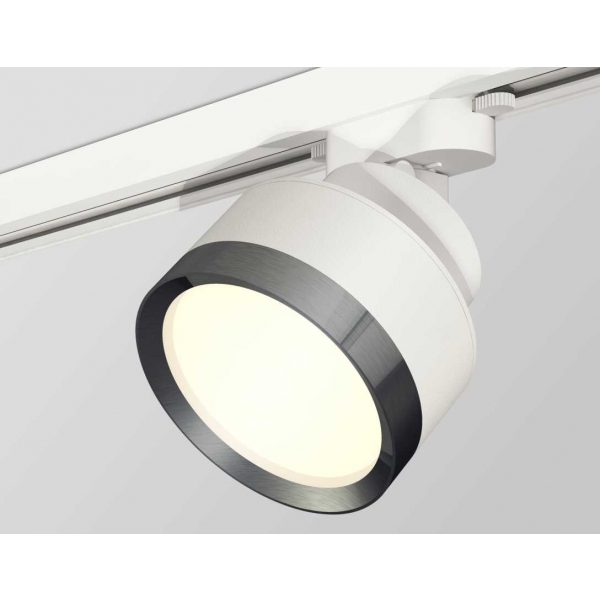 Комплект трекового светильника Ambrella light Track System XT (A2524, A2105, C8101, N8133) XT8101006
