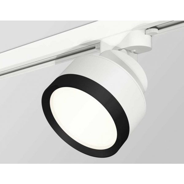 Комплект трекового светильника Ambrella light Track System XT (A2524, A2105, C8101, N8113) XT8101002