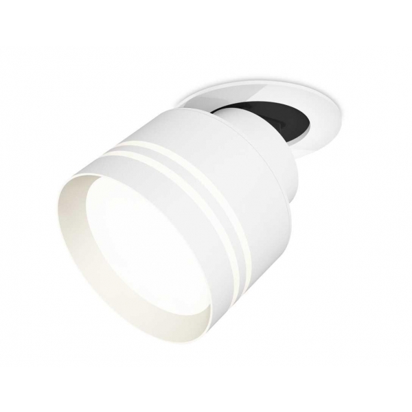 Комплект спота Ambrella light Techno Spot XM (A2241, A2105, C8101, N8477) XM8101526