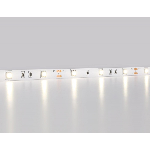 Светодиодная лента Ambrella Light 7,2W/m 30LED/m 5050SMD дневной белый 5M GS1802