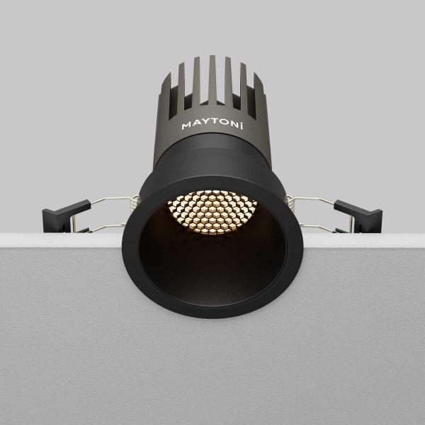 Встраиваемый светильник Maytoni Technical DL118-15W-3K-B