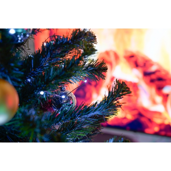 Светодиодная гирлянда Feron CL583 линейная Роса (на проволоке) 5000К c питанием от сети 220V 20м + сетевой шнур 1,5м 51443