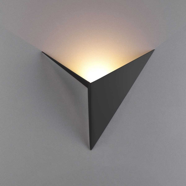 Настенный светодиодный светильник Elektrostandard Parete MRL Led 3W 1008 IP20 черный a056311