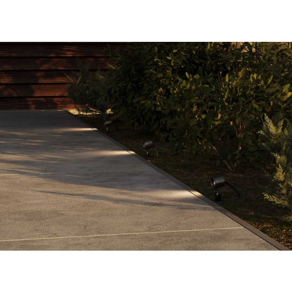 Ландшафтный светильник Maytoni Outdoor Clyde O493FL-L3GF3K