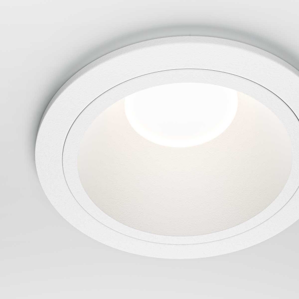 Встраиваемый светильник Maytoni Technical Downlight Share DL126-GU10-W