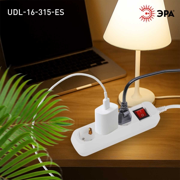 Удлинитель электрический ЭРА UDL-16-315-ES Greenline 3 розетки с заземлением с выключателем 1,5м ПВС 3x1мм2 Б0065078