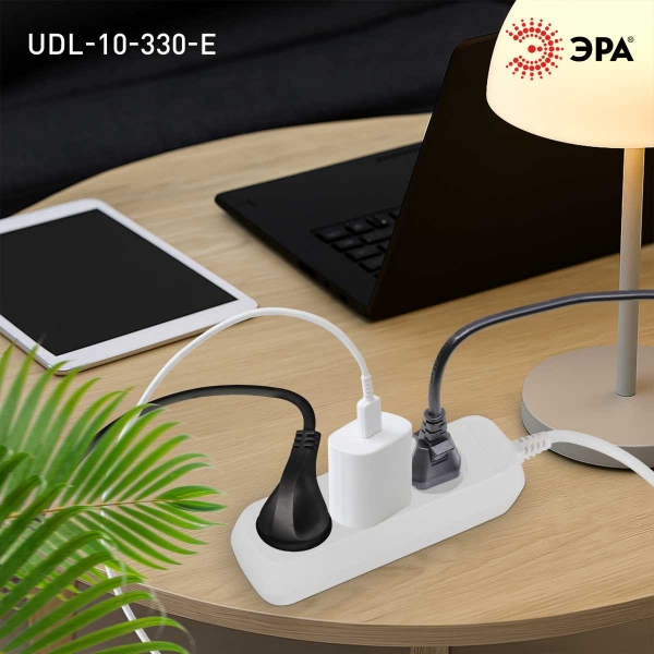 Удлинитель электрический ЭРА UDL-10-315-E Greenline 3 розетки с заземлением 1,5м ПВС 3x0.75мм2 Б0064897